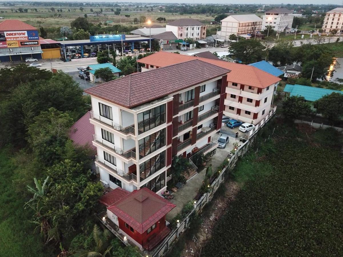 Onvara Place Hotell Phra Nakhon Si Ayutthaya Exteriör bild